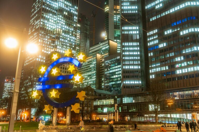 Zentralbank kauft Gold zur Stabilisierung der globalen Finanzmärkte 2025
